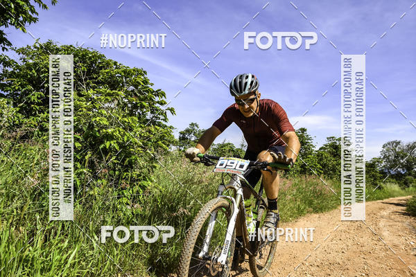 Buy your photos of the eventOURO BIKER on Fotop