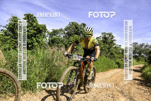 Buy your photos of the eventOURO BIKER on Fotop
