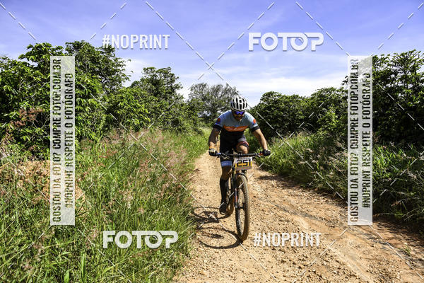 Buy your photos of the eventOURO BIKER on Fotop