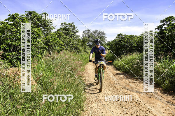 Buy your photos of the eventOURO BIKER on Fotop