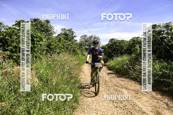 Buy your photos of the eventOURO BIKER on Fotop