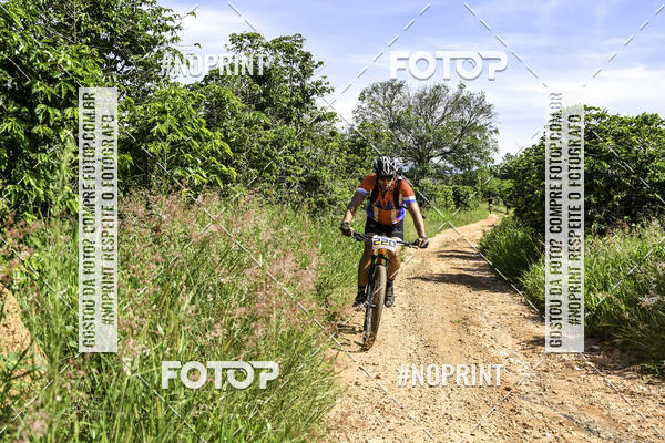 Buy your photos of the eventOURO BIKER on Fotop