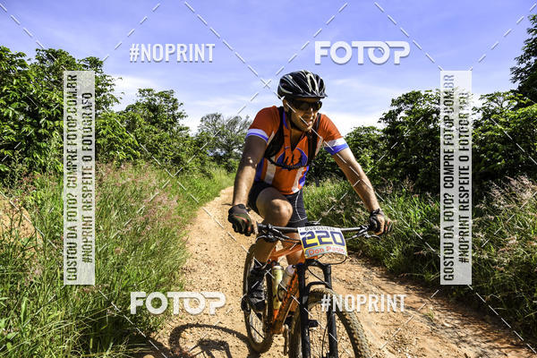 Buy your photos of the eventOURO BIKER on Fotop