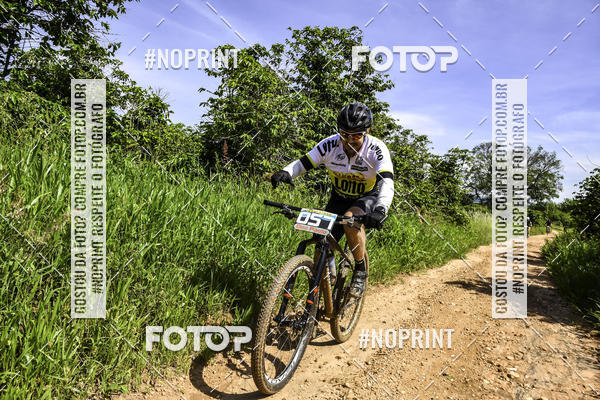 Buy your photos of the eventOURO BIKER on Fotop