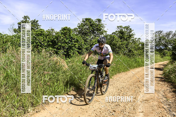 Buy your photos of the eventOURO BIKER on Fotop