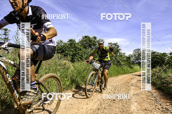 Buy your photos of the eventOURO BIKER on Fotop