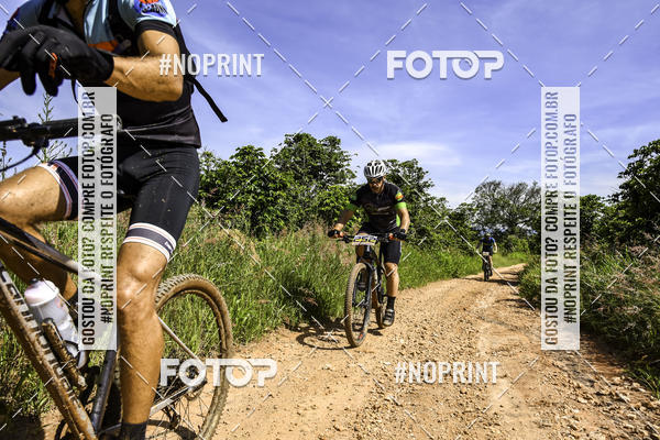Buy your photos of the eventOURO BIKER on Fotop