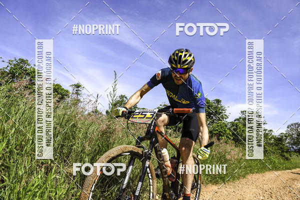Buy your photos of the eventOURO BIKER on Fotop