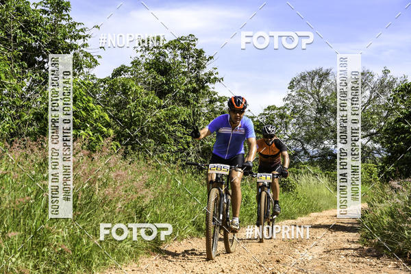 Buy your photos of the eventOURO BIKER on Fotop