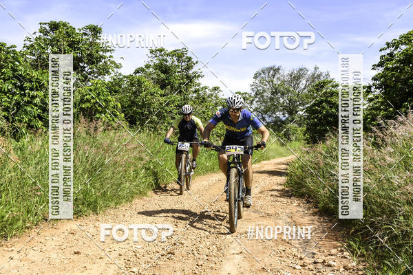 Buy your photos of the eventOURO BIKER on Fotop