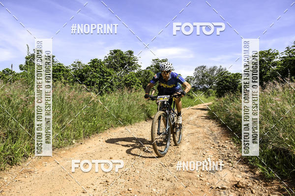 Buy your photos of the eventOURO BIKER on Fotop