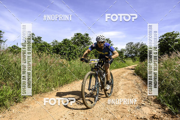Buy your photos of the eventOURO BIKER on Fotop