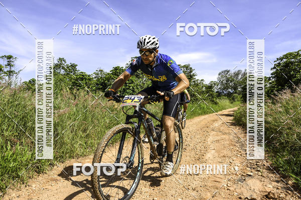 Buy your photos of the eventOURO BIKER on Fotop