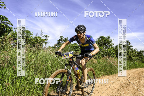 Buy your photos of the eventOURO BIKER on Fotop