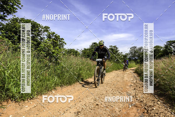 Buy your photos of the eventOURO BIKER on Fotop