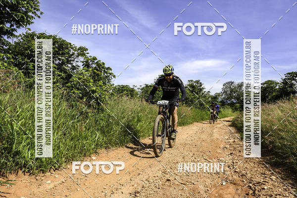 Buy your photos of the eventOURO BIKER on Fotop