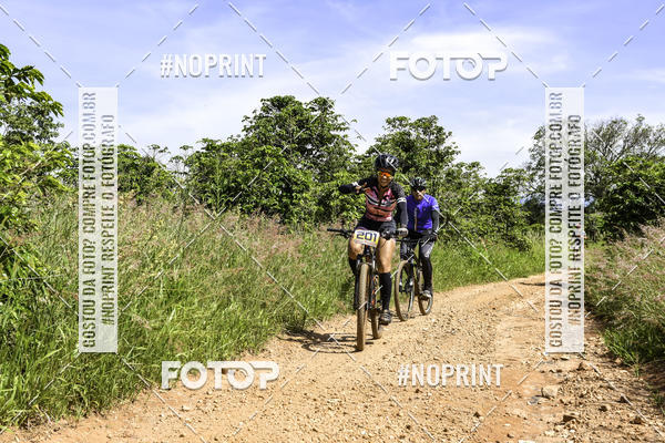 Buy your photos of the eventOURO BIKER on Fotop