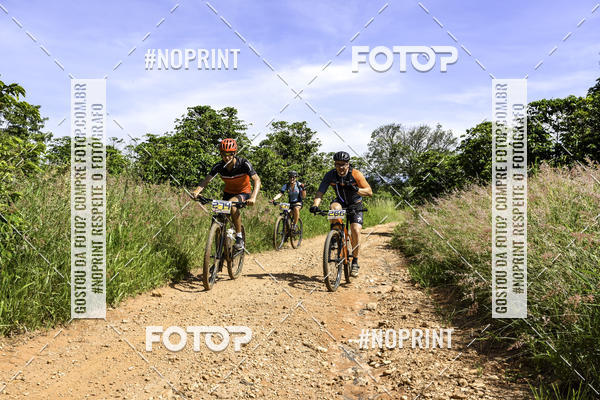 Buy your photos of the eventOURO BIKER on Fotop