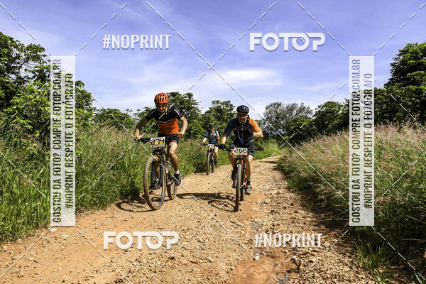 Buy your photos of the eventOURO BIKER on Fotop