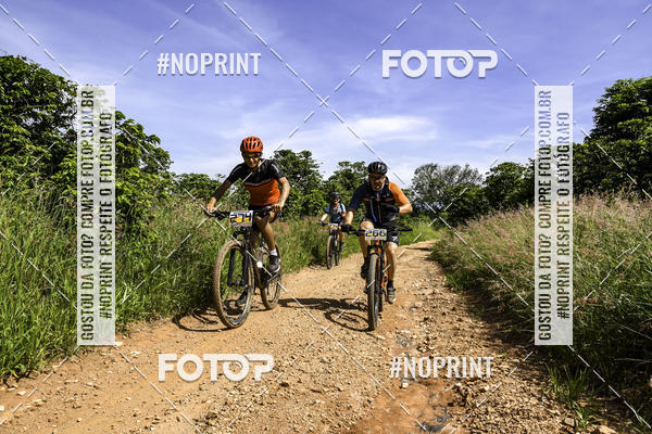 Buy your photos of the eventOURO BIKER on Fotop
