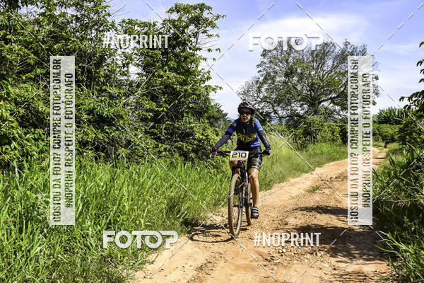 Buy your photos of the eventOURO BIKER on Fotop