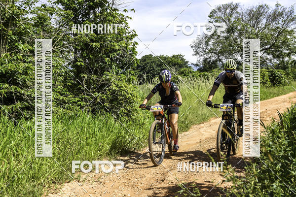 Buy your photos of the eventOURO BIKER on Fotop