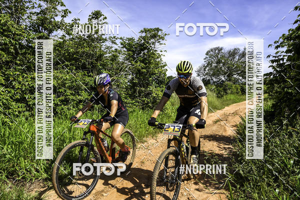 Buy your photos of the eventOURO BIKER on Fotop