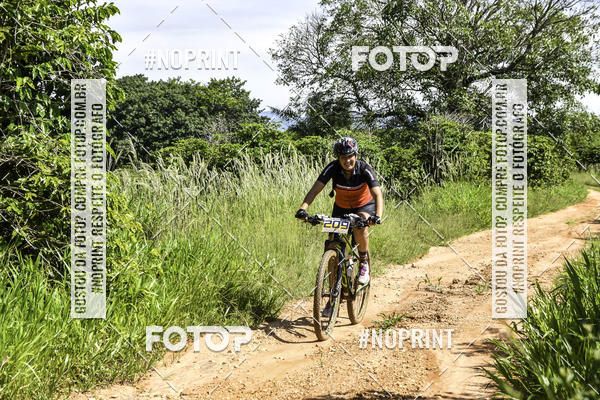 Buy your photos of the eventOURO BIKER on Fotop