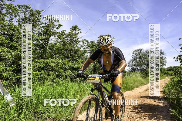 Buy your photos of the eventOURO BIKER on Fotop