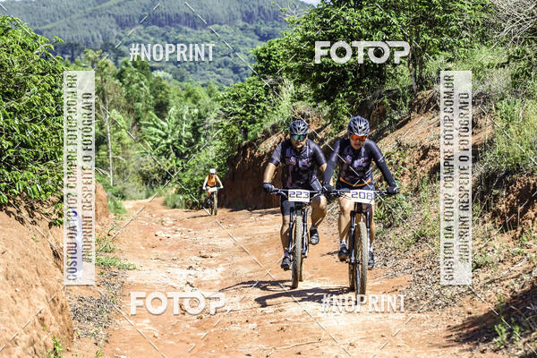 Buy your photos of the eventOURO BIKER on Fotop