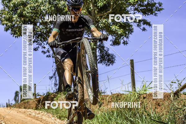 Buy your photos of the eventOURO BIKER on Fotop