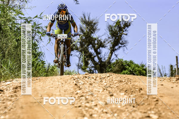 Buy your photos of the eventOURO BIKER on Fotop