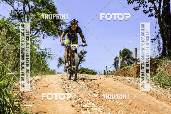 Buy your photos of the eventOURO BIKER on Fotop