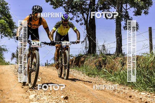 Buy your photos of the eventOURO BIKER on Fotop