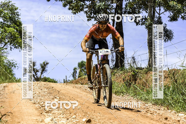 Buy your photos of the eventOURO BIKER on Fotop