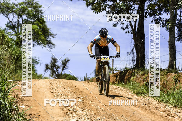 Buy your photos of the eventOURO BIKER on Fotop