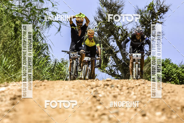 Buy your photos of the eventOURO BIKER on Fotop