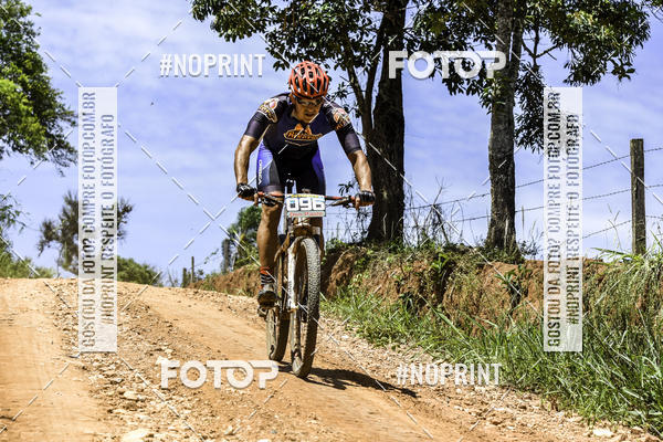 Buy your photos of the eventOURO BIKER on Fotop