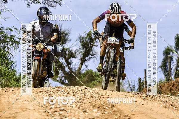 Buy your photos of the eventOURO BIKER on Fotop