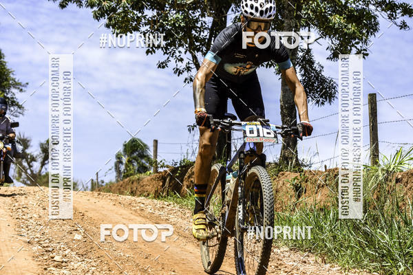 Buy your photos of the eventOURO BIKER on Fotop