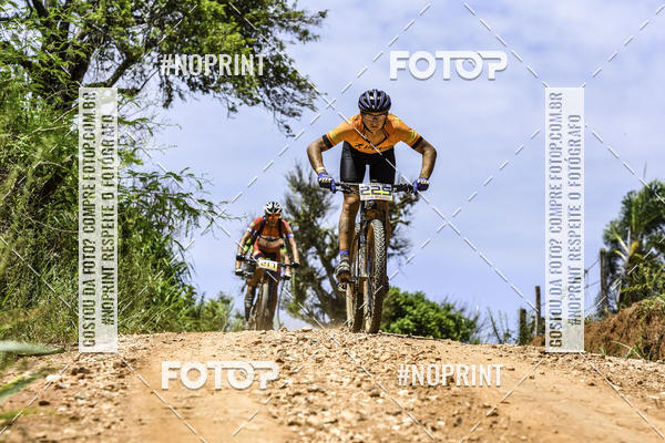 Buy your photos of the eventOURO BIKER on Fotop