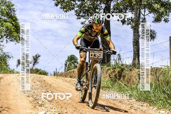 Buy your photos of the eventOURO BIKER on Fotop