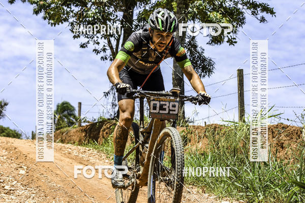 Buy your photos of the eventOURO BIKER on Fotop