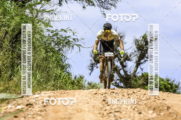 Buy your photos of the eventOURO BIKER on Fotop