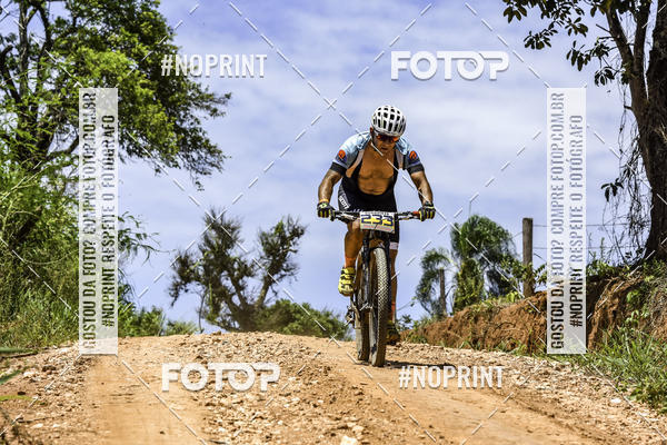 Buy your photos of the eventOURO BIKER on Fotop