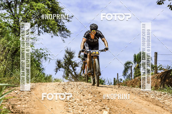 Buy your photos of the eventOURO BIKER on Fotop