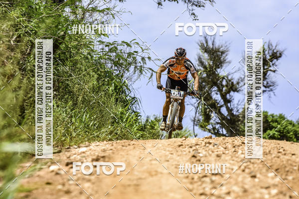 Buy your photos of the eventOURO BIKER on Fotop