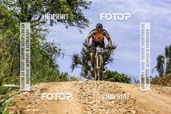 Buy your photos of the eventOURO BIKER on Fotop
