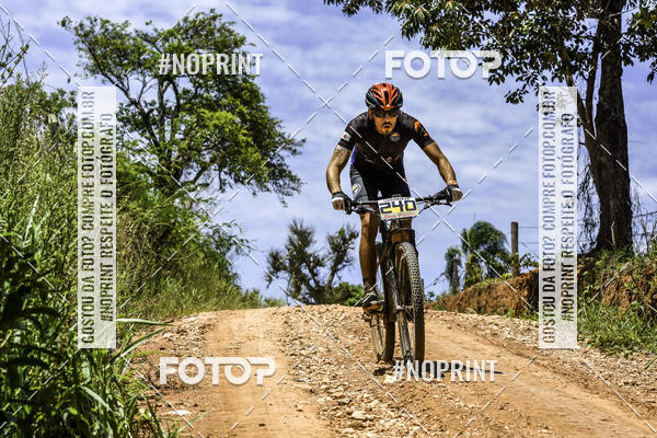 Buy your photos of the eventOURO BIKER on Fotop