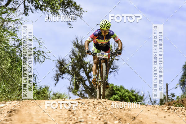 Buy your photos of the eventOURO BIKER on Fotop
